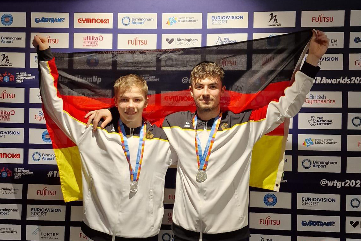 Silber für Trampolin-Synchron-Junioren Janis-Luca Braun und Ryan Eschke